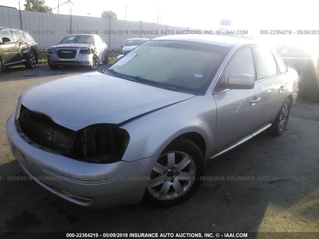 1FAHP24107G126220 - 2007 FORD FIVE HUNDRED SEL SILVER photo 2