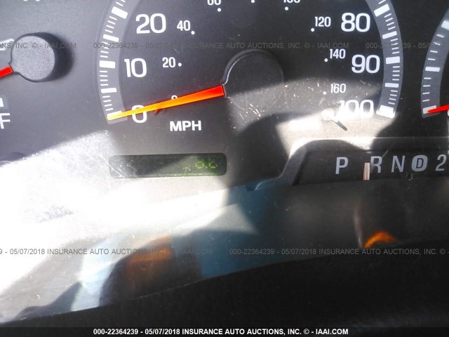 1FMRU1562YLA33540 - 2000 FORD EXPEDITION XLT 白色 照片 7