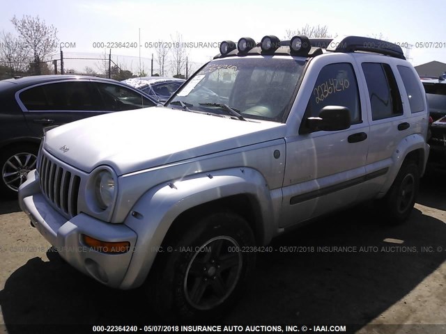 1J4GL38K24W224882 - 2004 JEEP LIBERTY RENEGADE SILVER photo 2