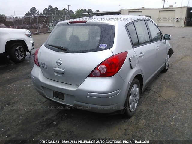 3N1BC13E19L480131 - 2009 NISSAN VERSA S/SL SILVER photo 4