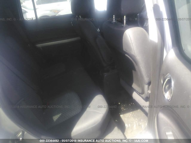 3GNBAAFW4BS506957 - 2011 CHEVROLET HHR LS SILVER photo 8