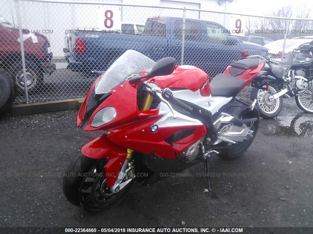 WB10D2104GZ354945 - 2016 BMW S 1000 RR RED photo 2