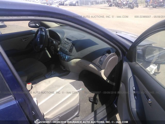 KMHDU4AD7AU947380 - 2010 HYUNDAI ELANTRA BLUE/GLS/SE BLUE photo 5