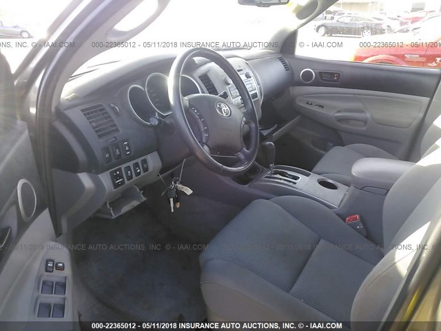 3TMLU4EN6BM064590 - 2011 TOYOTA TACOMA DOUBLE CAB 棕色 照片 5