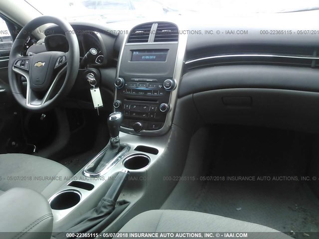 1G11A5SL0FF213793 - 2015 CHEVROLET MALIBU LS 灰色 照片 5