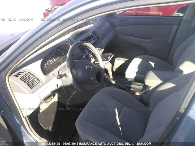 4T1BE32K62U504134 - 2002 TOYOTA CAMRY LE/XLE/SE Açıq mavi foto 5