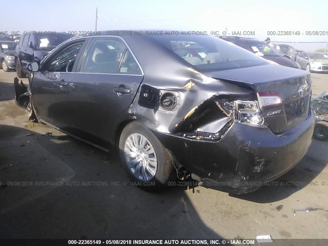 4T4BF1FK3CR171720 - 2012 TOYOTA CAMRY SE/LE/XLE GRAY photo 3