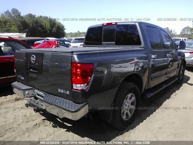 1N6AA07A74N529855 - 2004 NISSAN TITAN XE/SE/LE GRAY photo 4
