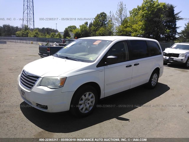 2A8HR44H28R776284 - 2008 CHRYSLER TOWN & COUNTRY LX WHITE photo 2