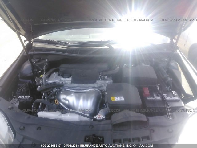 4T1BF1FK2HU287525 - 2017 TOYOTA CAMRY LE/XLE/SE/XSE BLUE photo 10