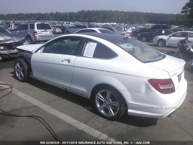 WDDGJ4HB1DG062857 - 2013 MERCEDES-BENZ C 250 WHITE photo 3