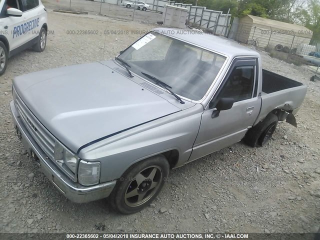 JT4RN50A6J5167126 - 1988 TOYOTA PICKUP 1/2 TON RN50 GRAY photo 2