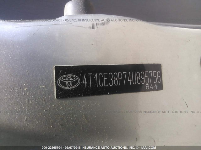 4T1CE38P74U895756 - 2004 TOYOTA CAMRY SOLARA SE/SLE SILVER photo 9