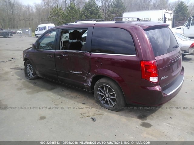 2C4RDGCG2HR760896 - 2017 DODGE GRAND CARAVAN SXT MAROON photo 3