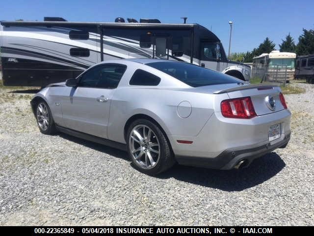 1ZVBP8CF3C5284201 - 2012 FORD MUSTANG GT SILVER photo 4