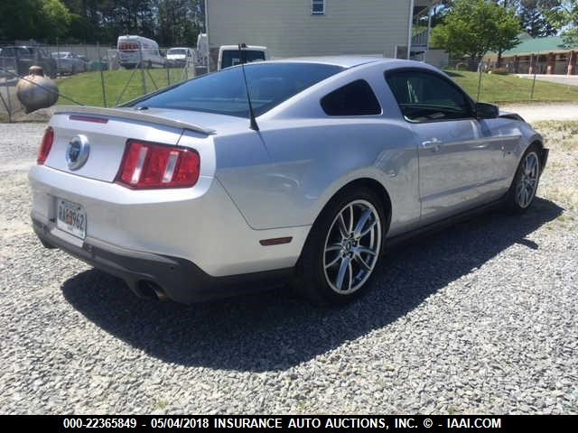 1ZVBP8CF3C5284201 - 2012 FORD MUSTANG GT SILVER photo 5