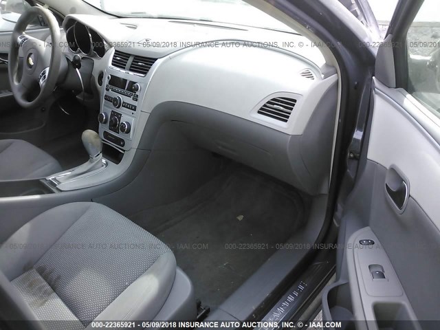 1G1ZH57B694228510 - 2009 CHEVROLET MALIBU 1LT 灰色 照片 5