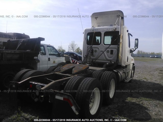 1FUJGECK19LAG3976 - 2009 FREIGHTLINER CASCADIA 125  Unknown photo 4