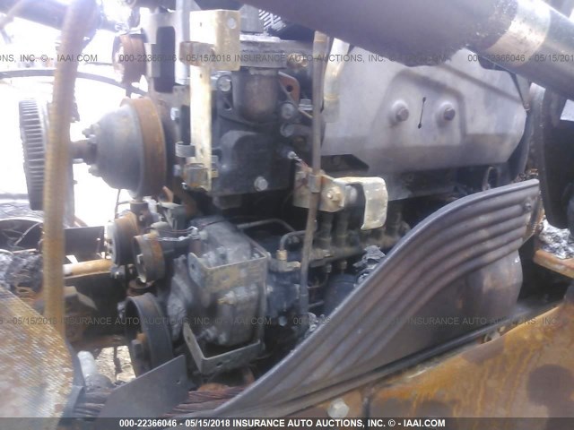 UNK - 2011 JOHN DEERE TRACTOR მწვანე ფოტო 10