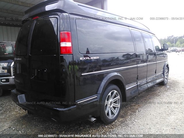 1GCWGBFG0H1105715 - 2017 CHEVROLET EXPRESS G2500  BLACK photo 4