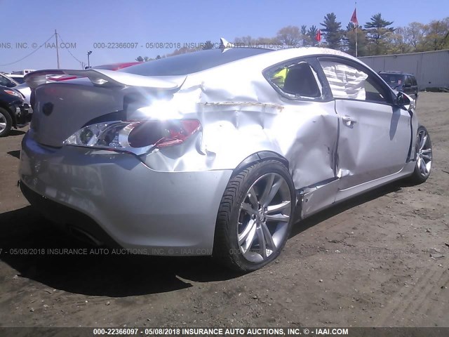 KMHHU6KH1CU068345 - 2012 HYUNDAI GENESIS COUPE 3.8L SILVER photo 4