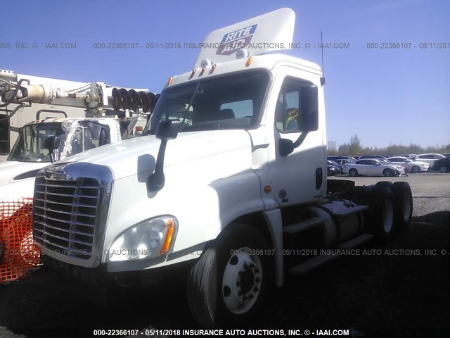 1FUJGEDV3CLBH5940 - 2012 FREIGHTLINER CASCADIA 125  Unknown photo 2