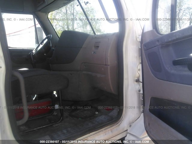 1FUJGEDV3CLBH5940 - 2012 FREIGHTLINER CASCADIA 125  Unknown photo 5