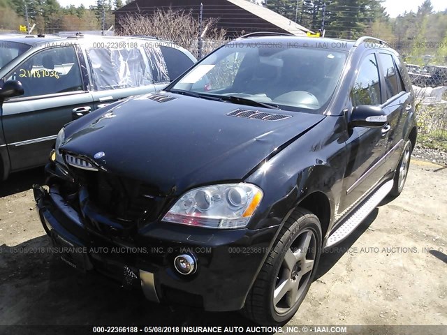 4JGBB72E48A336739 - 2008 MERCEDES-BENZ ML 550 BLACK photo 2