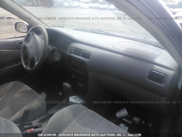 1Y1SK5284WZ434912 - 1998 CHEVROLET GEO PRIZM LSI BLUE photo 5