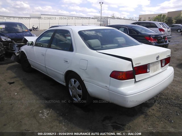 4T1BG22K61U790411 - 2001 TOYOTA CAMRY CE/LE/XLE თეთრი ფოტო 3
