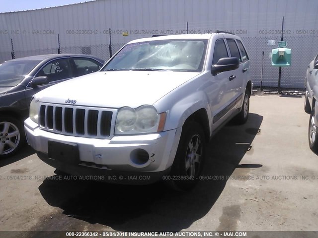1J4GR48K26C277851 - 2006 JEEP GRAND CHEROKEE LAREDO/COLUMBIA/FREEDOM 银色 照片 2
