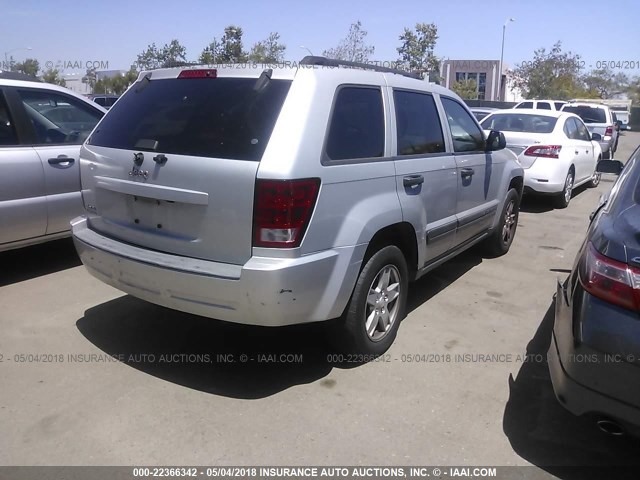 1J4GR48K26C277851 - 2006 JEEP GRAND CHEROKEE LAREDO/COLUMBIA/FREEDOM 银色 照片 4