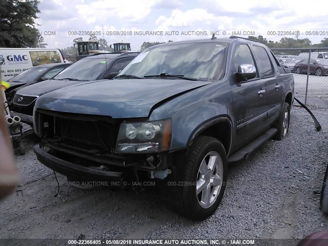 3GNEC32J99G168076 - 2009 CHEVROLET AVALANCHE C1500 LTZ BLUE photo 2