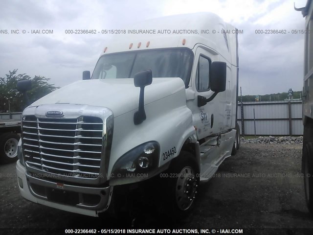3AKJGLD54FSGS8299 - 2015 FREIGHTLINER CASCADIA 125  WHITE photo 2