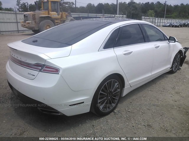 3LN6L2G94GR610569 - 2016 LINCOLN MKZ WHITE photo 4