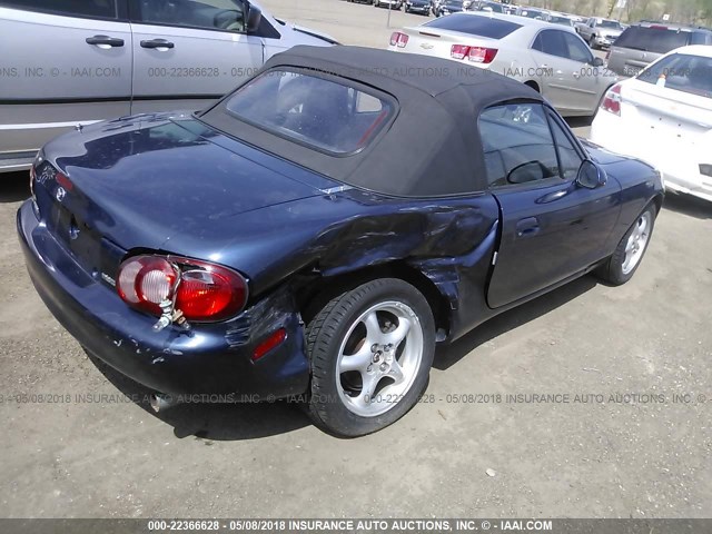 JM1NB353220233479 - 2002 MAZDA MX-5 MIATA LS BLUE photo 4