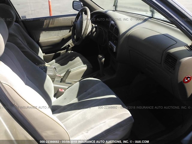 JT2BG12K7T0382890 - 1996 TOYOTA CAMRY DX/LE/XLE GOLD photo 5