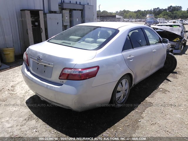 4T1BE46K89U894647 - 2009 TOYOTA CAMRY SE/LE/XLE SILVER photo 4