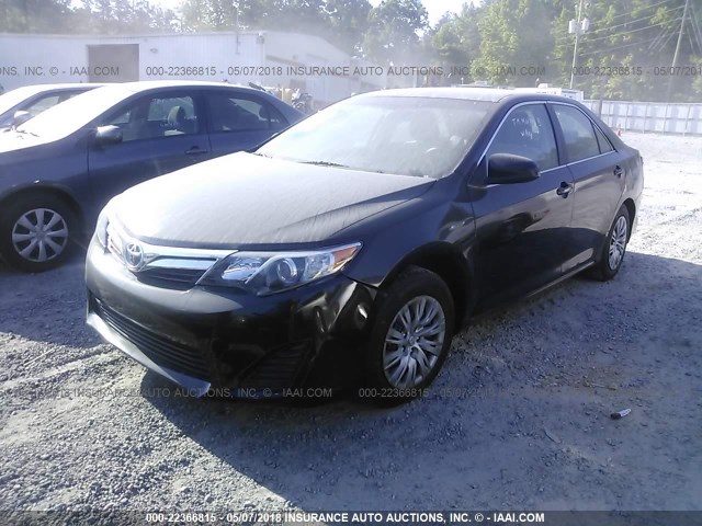 4T1BD1FK8CU060323 - 2012 TOYOTA CAMRY HYBRID/LE/XLE 黑色 照片 2