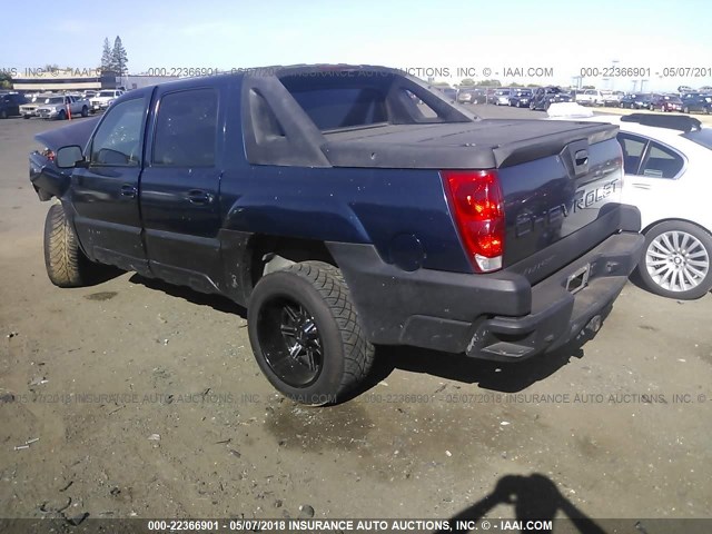 3GNEC13T92G119907 - 2002 CHEVROLET AVALANCHE C1500 BLUE photo 3