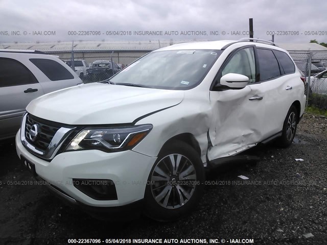 5N1DR2MN3JC610091 - 2018 NISSAN PATHFINDER S/SV/SL/PLATINUM WHITE photo 2