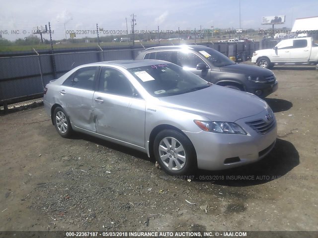 JTNBB46K173040160 - 2007 TOYOTA CAMRY NEW GENERAT HYBRID SILVER photo 1