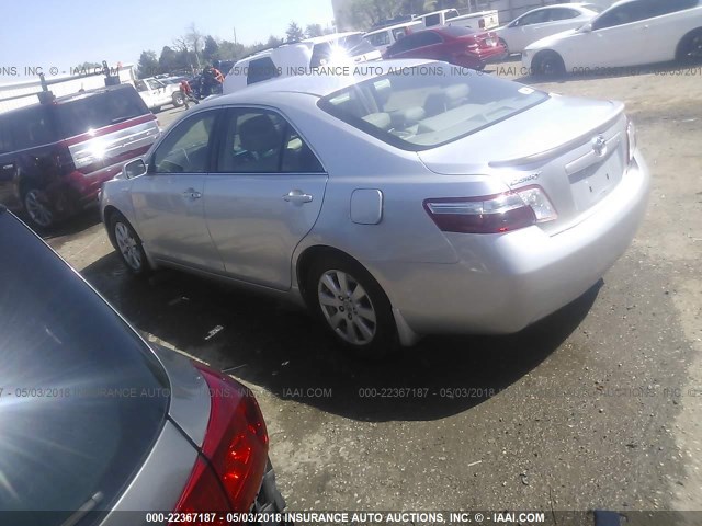 JTNBB46K173040160 - 2007 TOYOTA CAMRY NEW GENERAT HYBRID SILVER photo 3