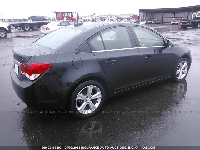 1G1PE5SB0F7298442 - 2015 CHEVROLET CRUZE LT BLACK photo 4