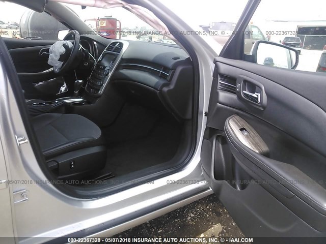 1G11C5SL7FU118704 - 2015 CHEVROLET MALIBU 1LT 银色 照片 5