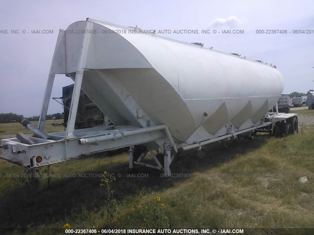 J40991 - 1973 FRUEHAUF BULK TRAILER  WHITE photo 2