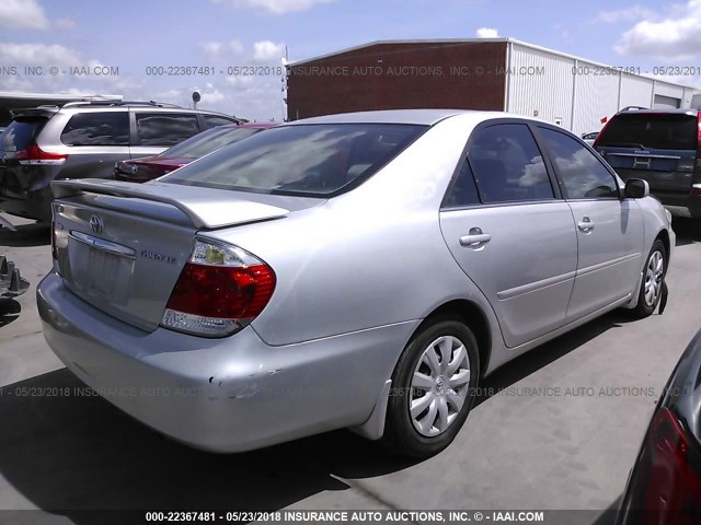 4T1BE30KX5U393689 - 2005 TOYOTA CAMRY LE/XLE/SE 银色 照片 4