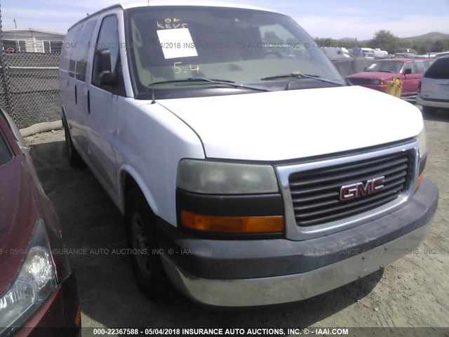 1GTFG15X551202481 - 2005 GMC SAVANA G1500 WHITE photo 6