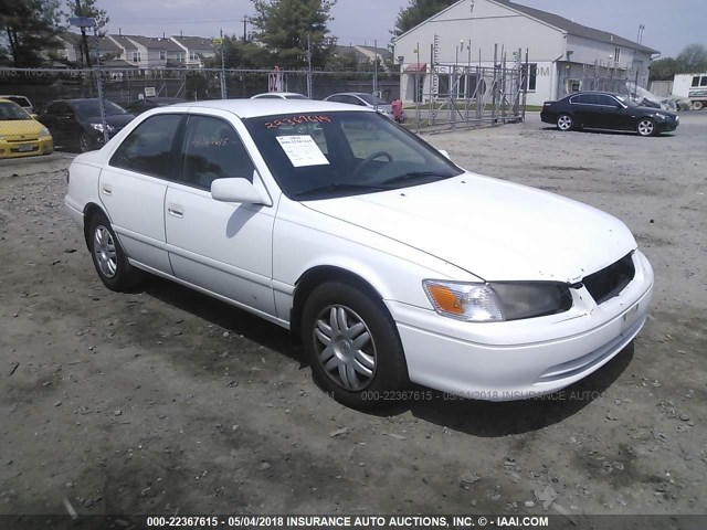 4T1BG22K8YU985114 - 2000 TOYOTA CAMRY CE/LE/XLE 白色 照片 1