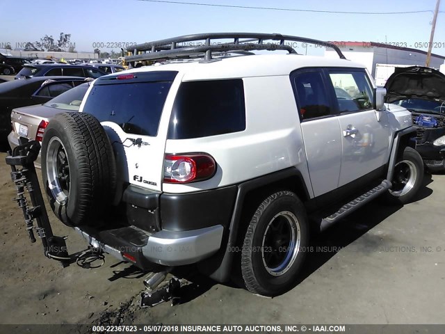 JTEBU4BF5EK196787 - 2014 TOYOTA FJ CRUISER WHITE photo 4